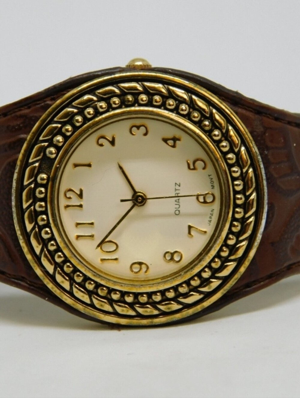 Vintage Avon F66987-1/D Women's Cuff Watch Brown Tooled Leather Quartz RUNNING